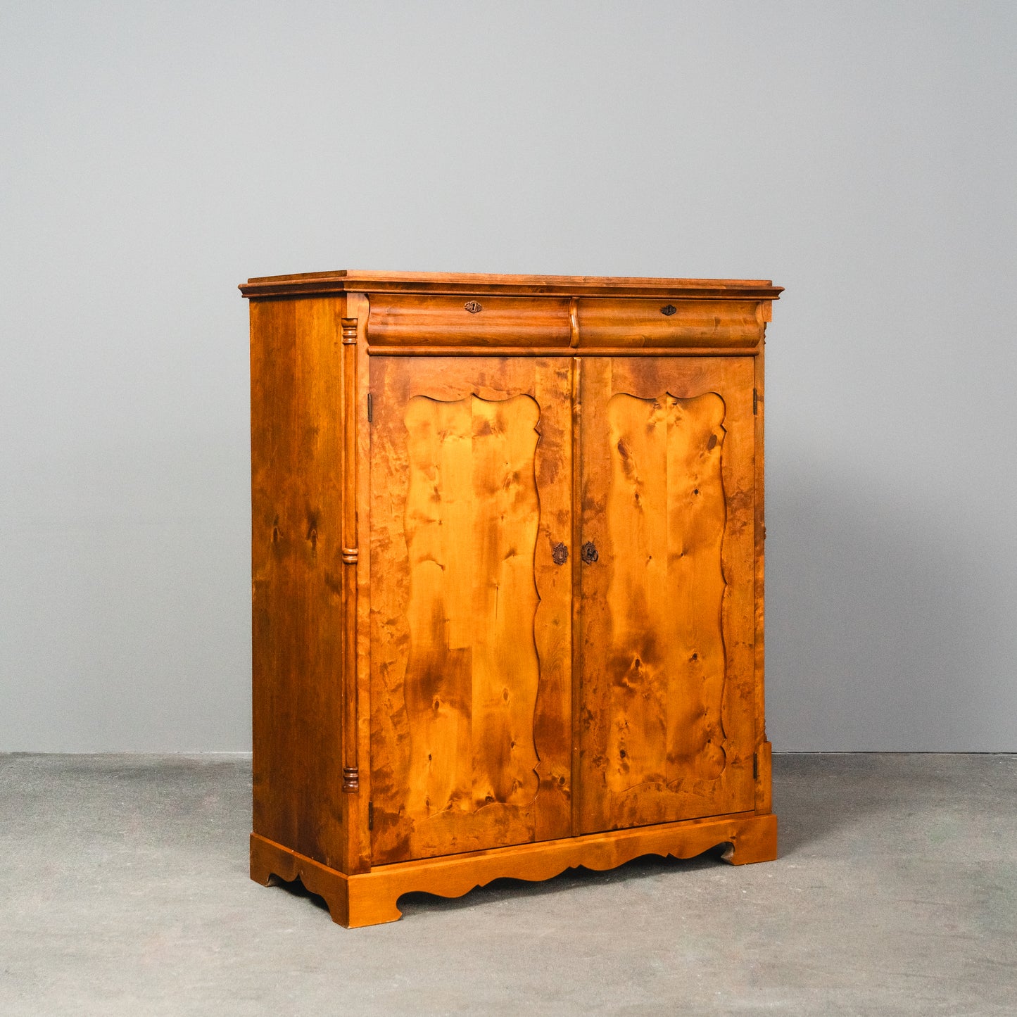 Schöne Kommode im Biedermeier Stil, zweite Hälfte des 19.Jahrhunderts - Schrank Regal Anrichte Alt Antik MÖBLINGER