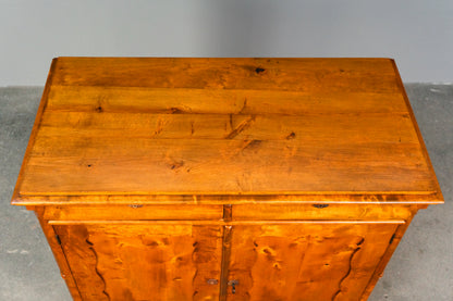 Schöne Kommode im Biedermeier Stil, zweite Hälfte des 19.Jahrhunderts - Schrank Regal Anrichte Alt Antik MÖBLINGER
