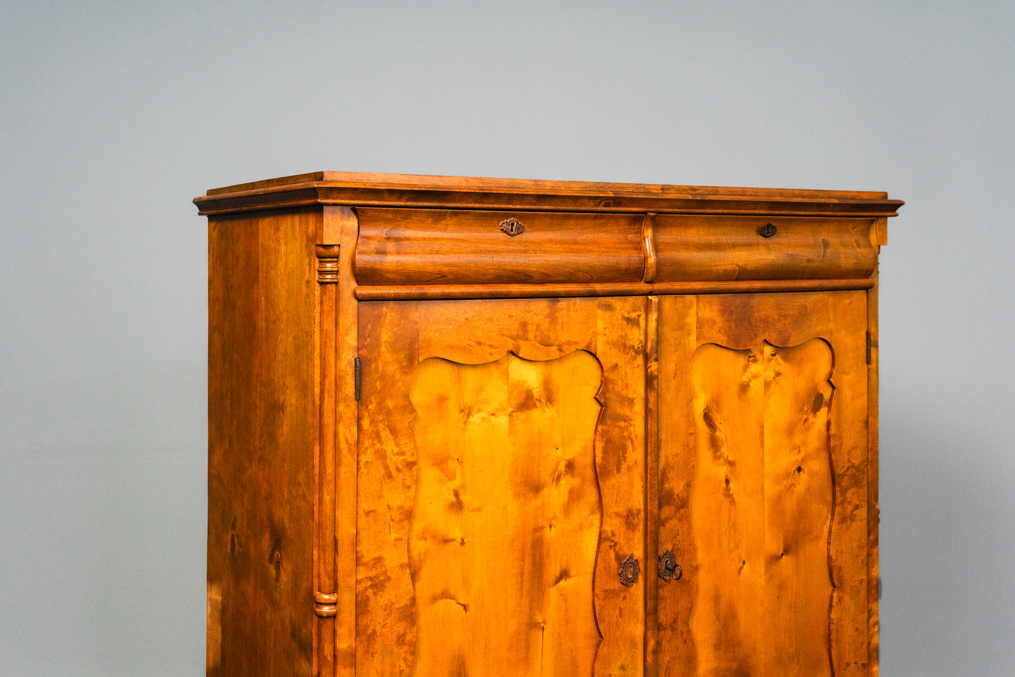 Schöne Kommode im Biedermeier Stil, zweite Hälfte des 19.Jahrhunderts - Schrank Regal Anrichte Alt Antik MÖBLINGER