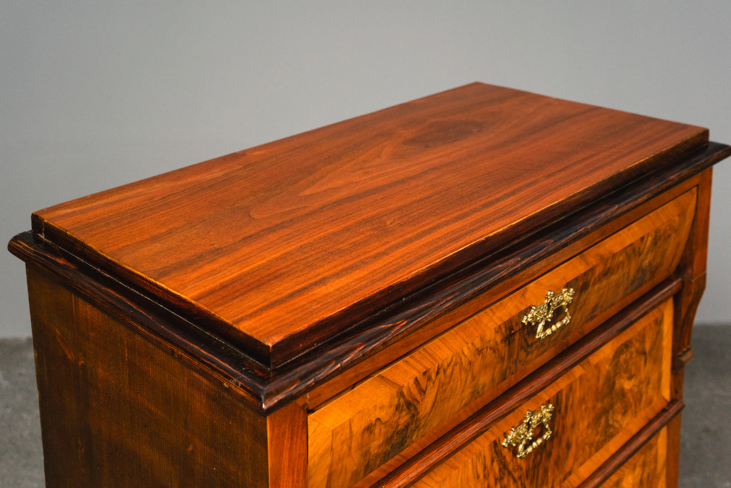 Stilvolle hohe Antike Gründerzeit Kommode, Ende des 19.Jahrhunderts - Schrank Regal Anrichte Alt Antik MÖBLINGER