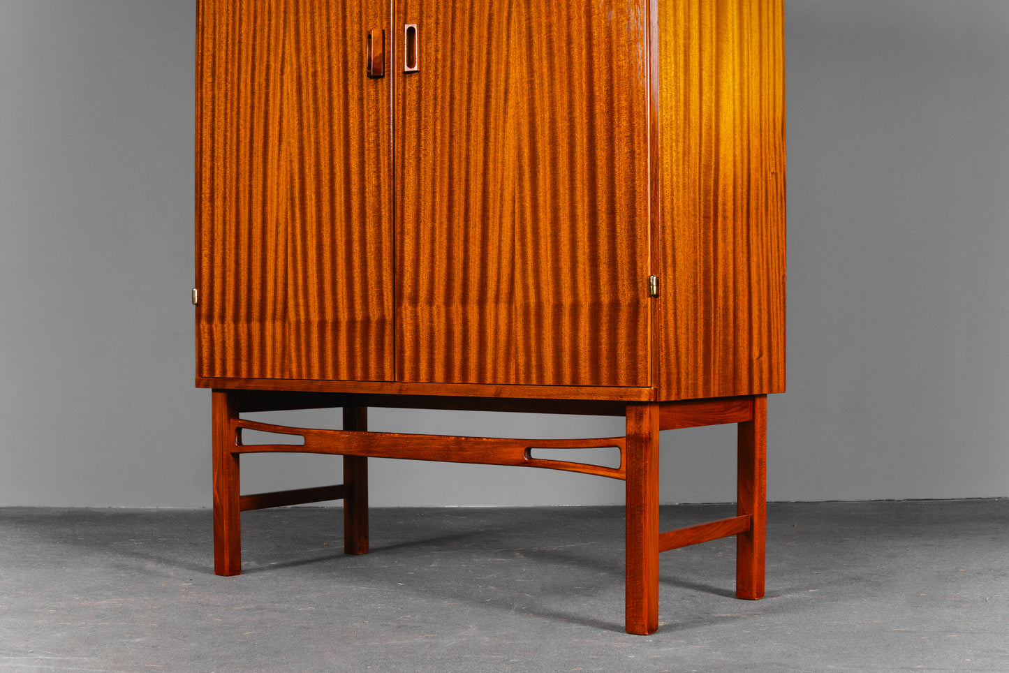 Stilvolles Vintage Highboard