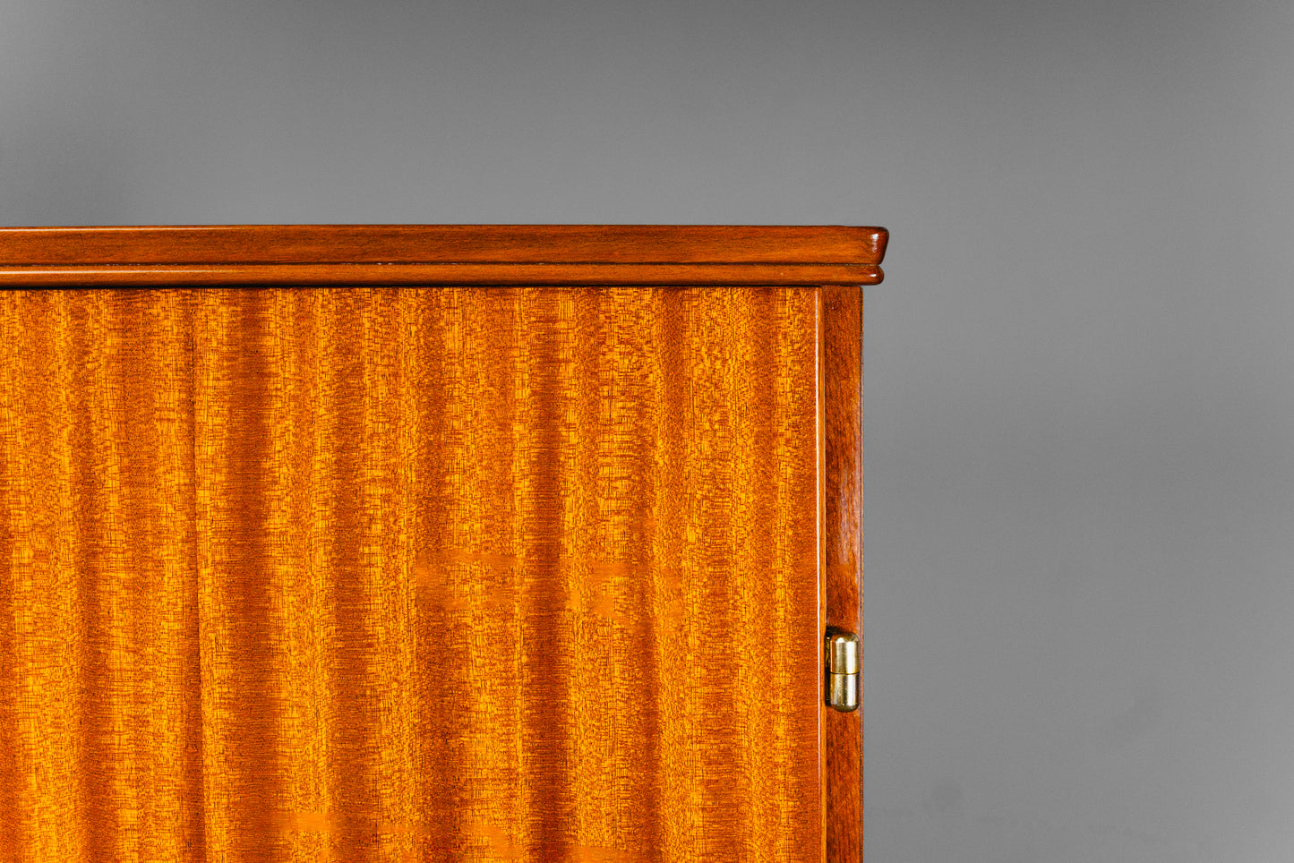 Stilvolles Vintage Highboard