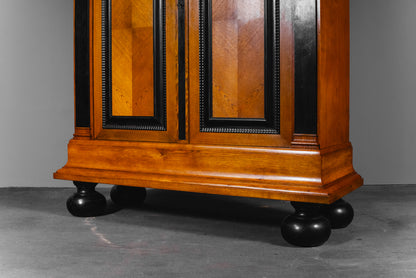 Wäscheschrank im Barockstil