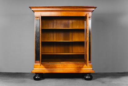 Wäscheschrank im Barockstil