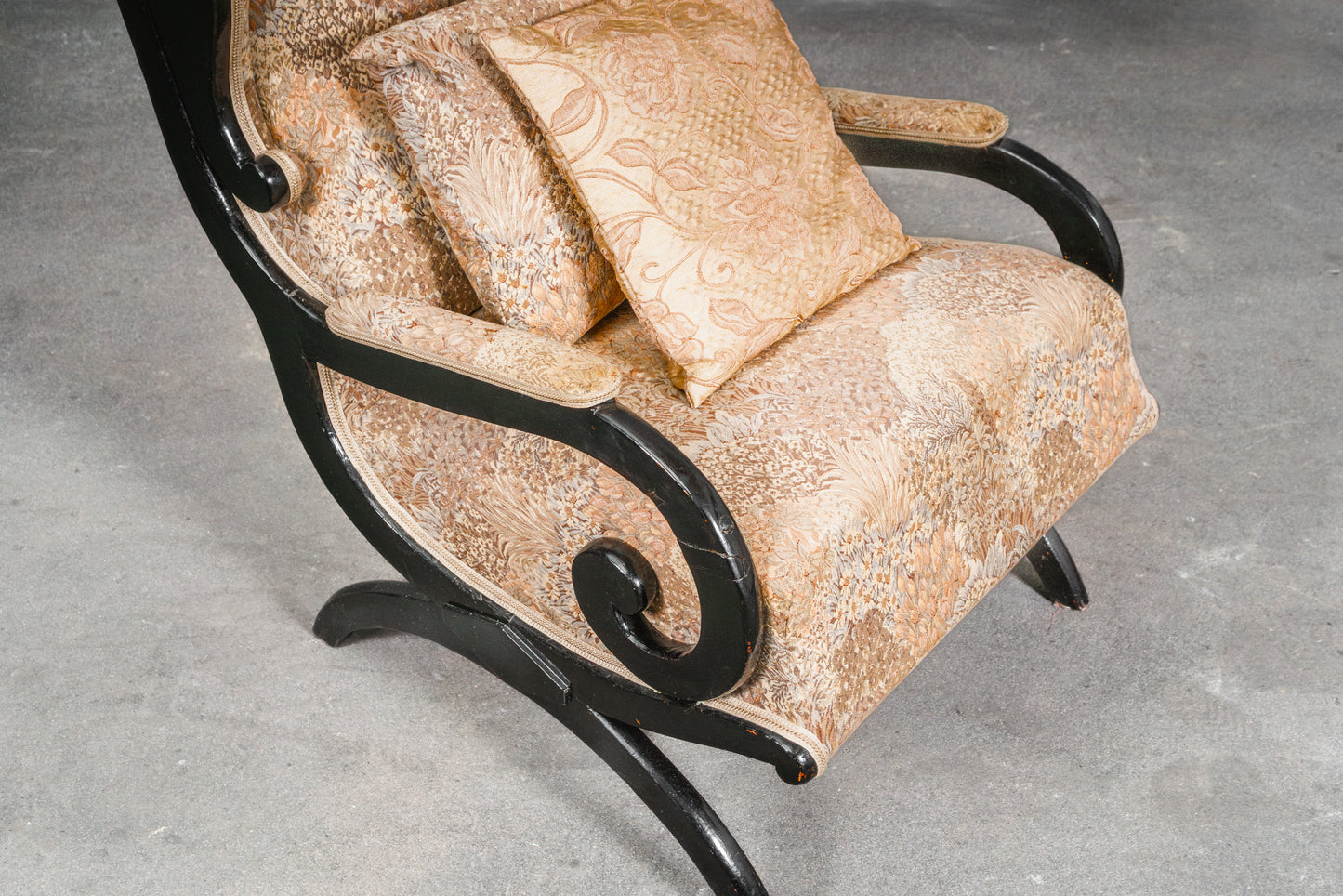 Schöner Biedermeier Ohrensessel