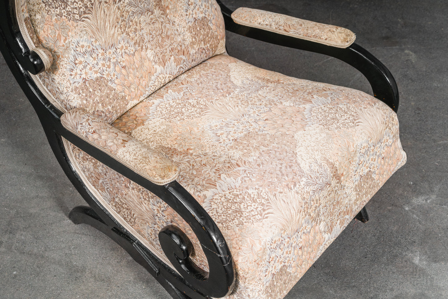 Schöner Biedermeier Ohrensessel