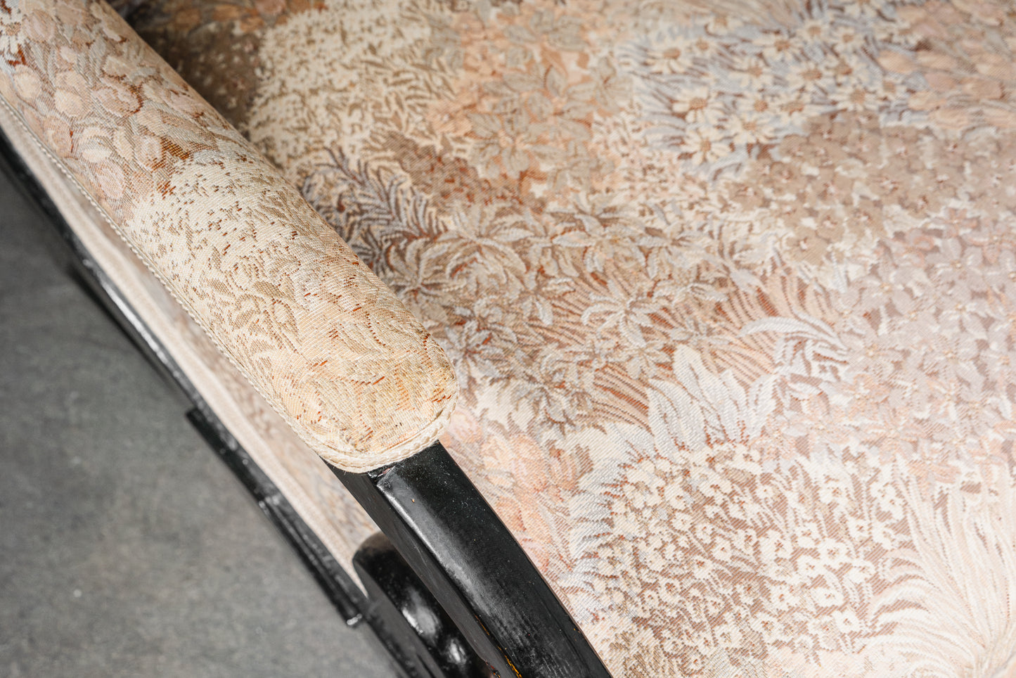 Schöner Biedermeier Ohrensessel