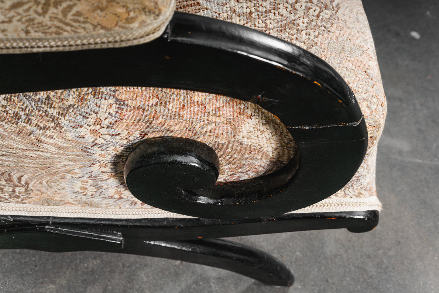 Schöner Biedermeier Ohrensessel