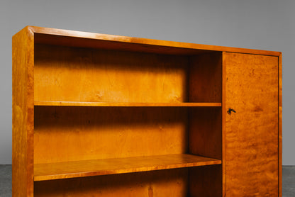 Stilvolles Mid-Century Bücherregal