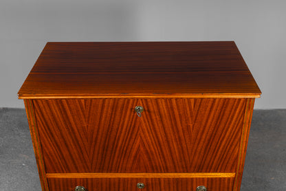 Sekretär im Biedermeier Stil