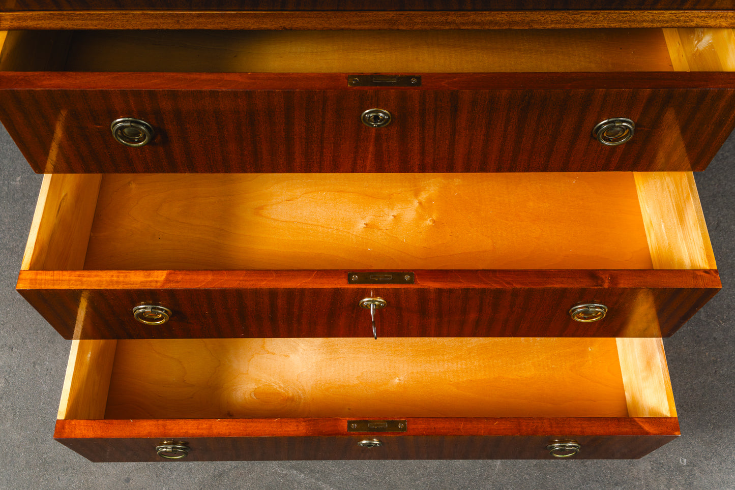 Sekretär im Biedermeier Stil