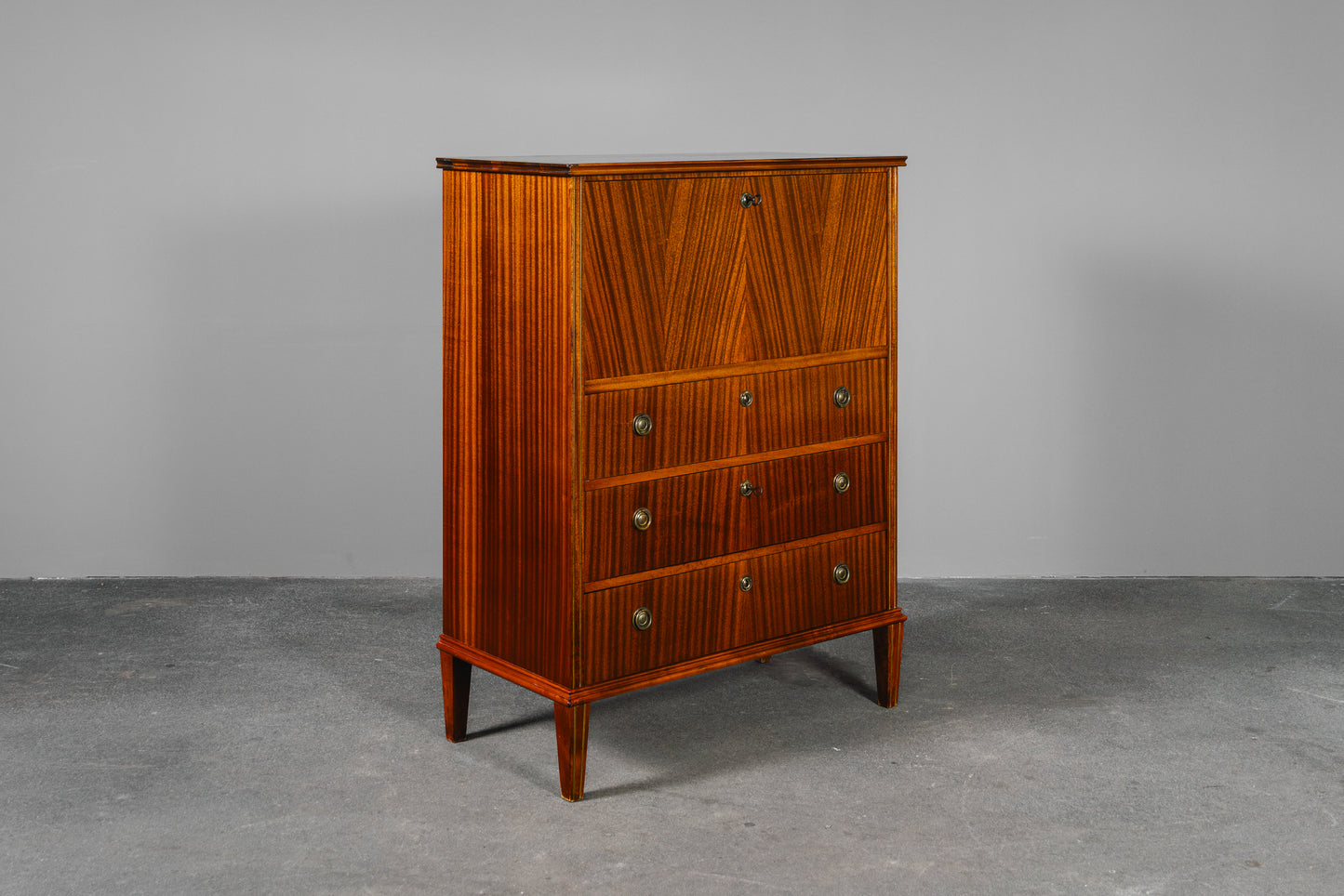 Sekretär im Biedermeier Stil