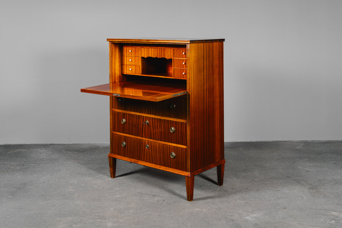 Sekretär im Biedermeier Stil