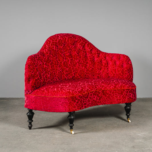 Umwerfendes Antikes Sofa