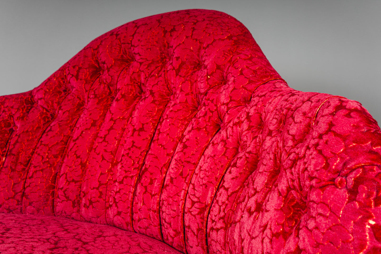 Umwerfendes Antikes Sofa