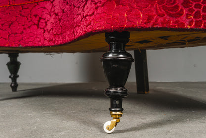 Umwerfendes Antikes Sofa