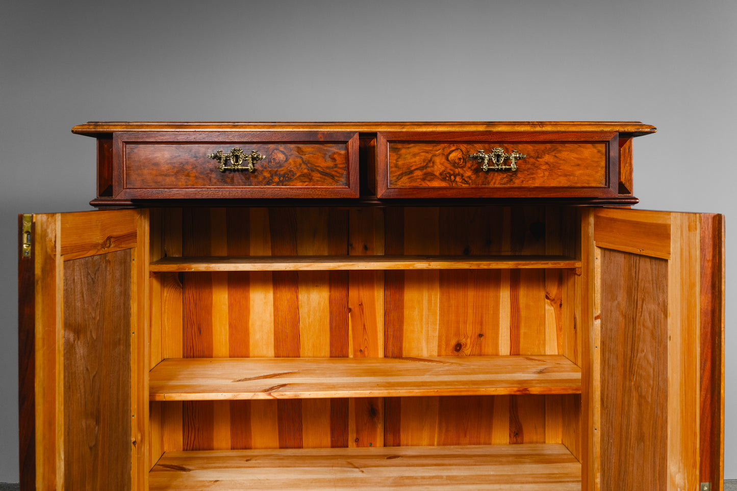 Praktische Gründerzeit Kommode