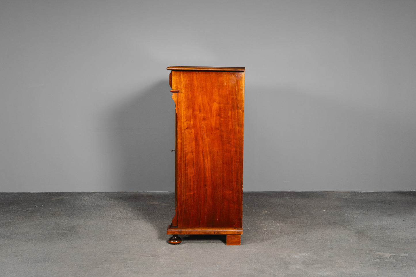 Praktische Gründerzeit Kommode