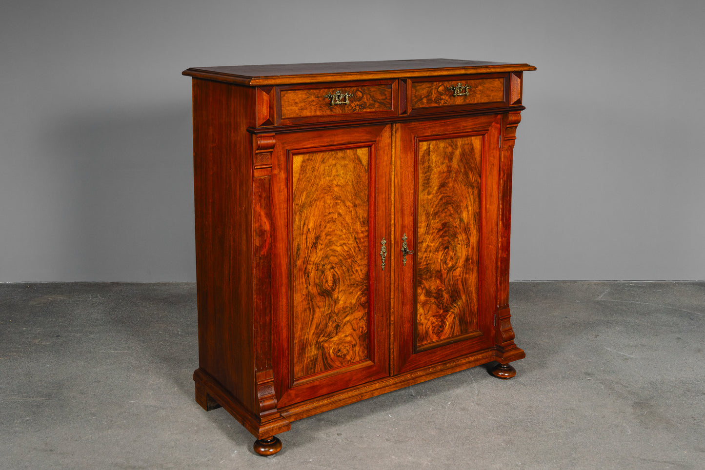 Praktische Gründerzeit Kommode