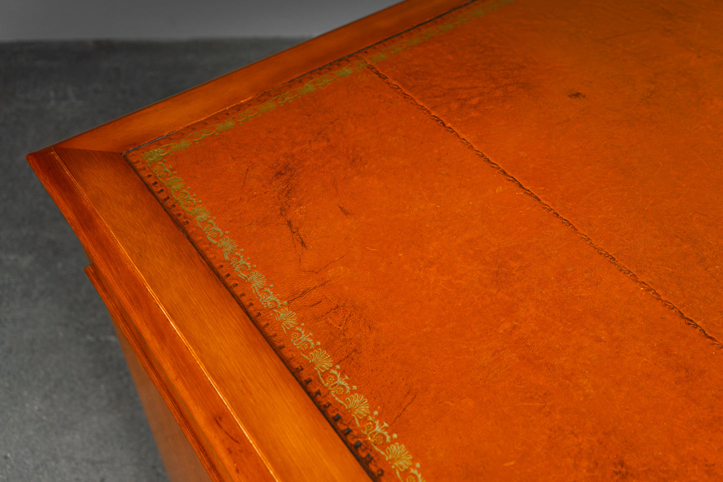 Schreibtisch im Englischen Stil