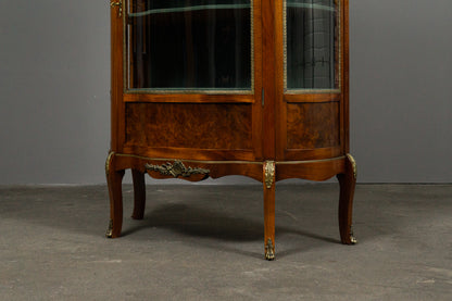 Wunderschöne Vitrine im Antik Stil