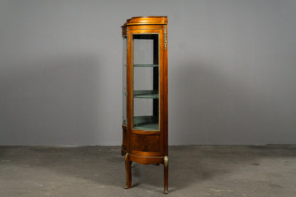 Wunderschöne Vitrine im Antik Stil