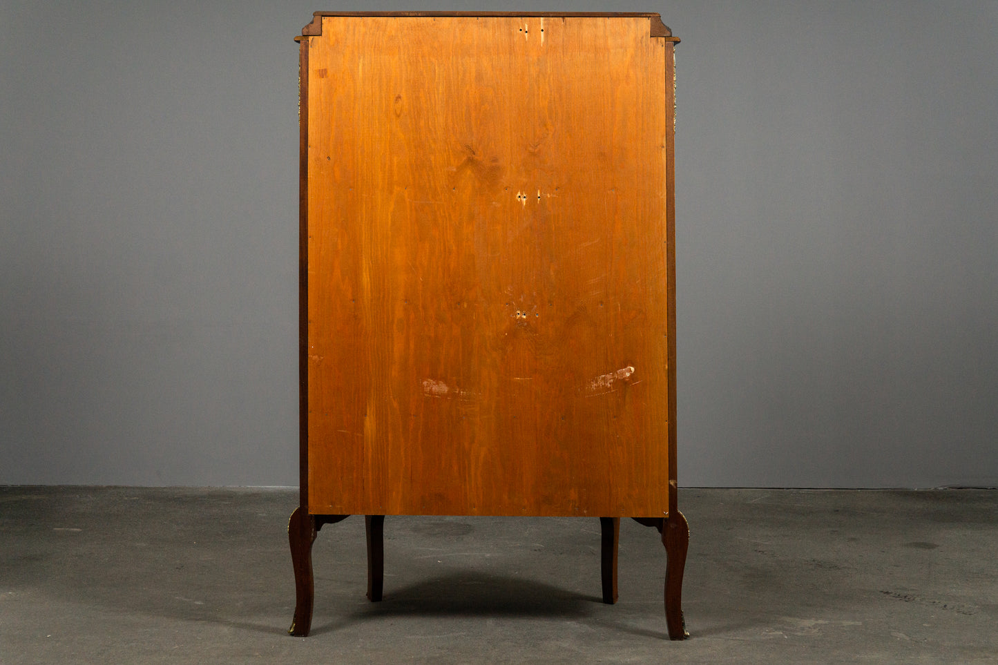 Wunderschöne Vitrine im Antik Stil