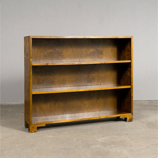 Praktisches Art Déco Bücherregal