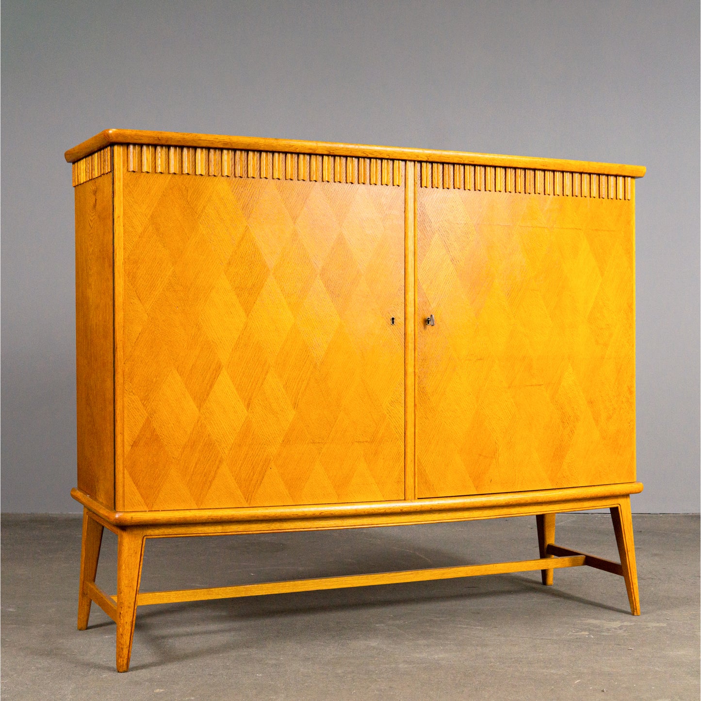 Schönes Mid-Century Highboard
