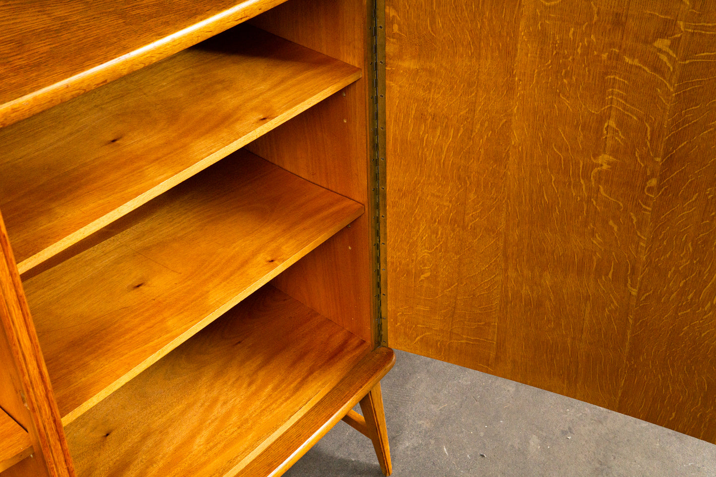 Schönes Mid-Century Highboard