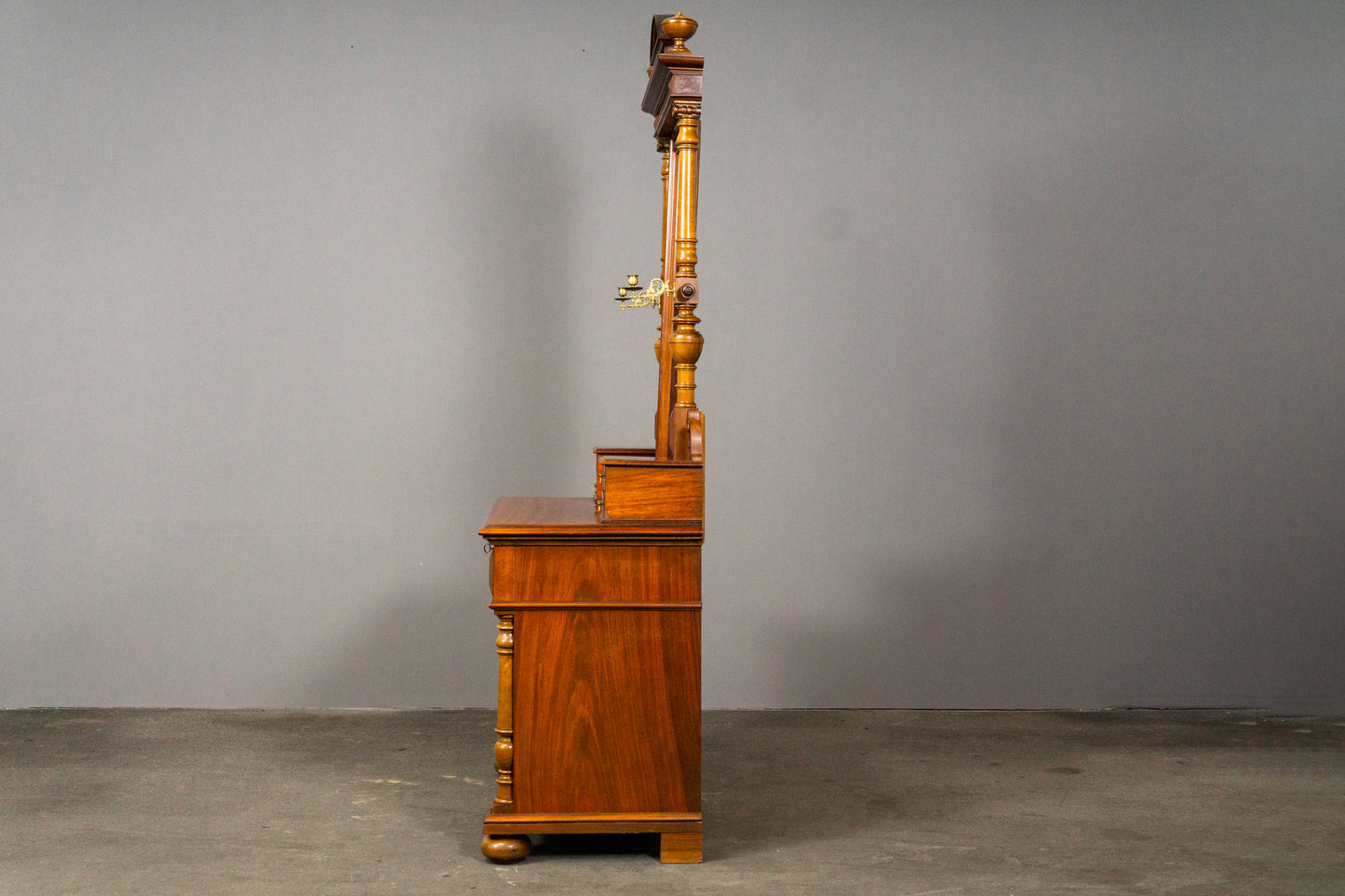 Stilvolle Gründerzeit Kommode mit Spiegelaufsatz