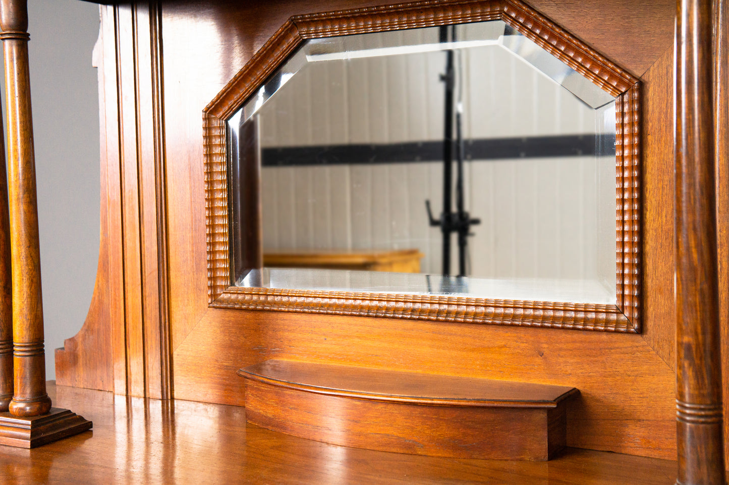 Schönes Jugendstil Vertiko