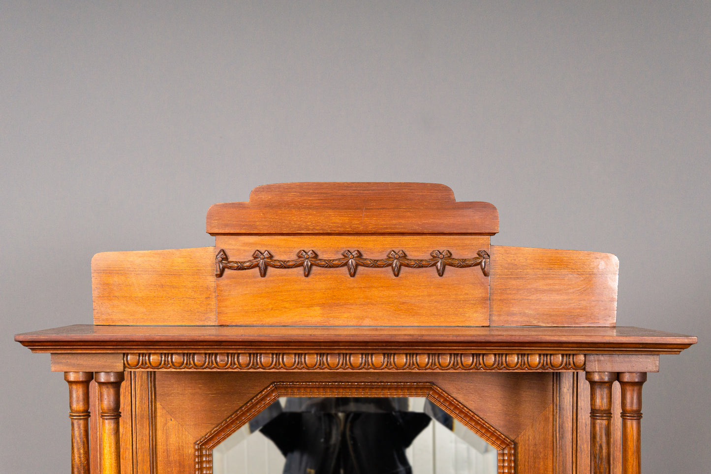 Schönes Jugendstil Vertiko