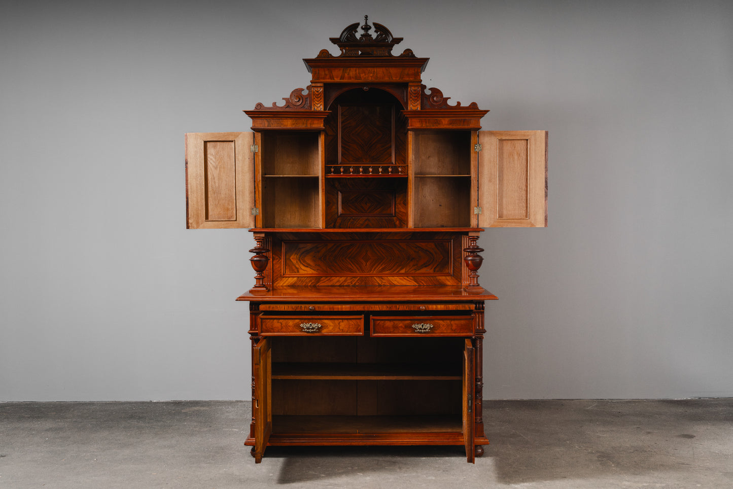 Prunkvolles Gründerzeit Buffetschrank