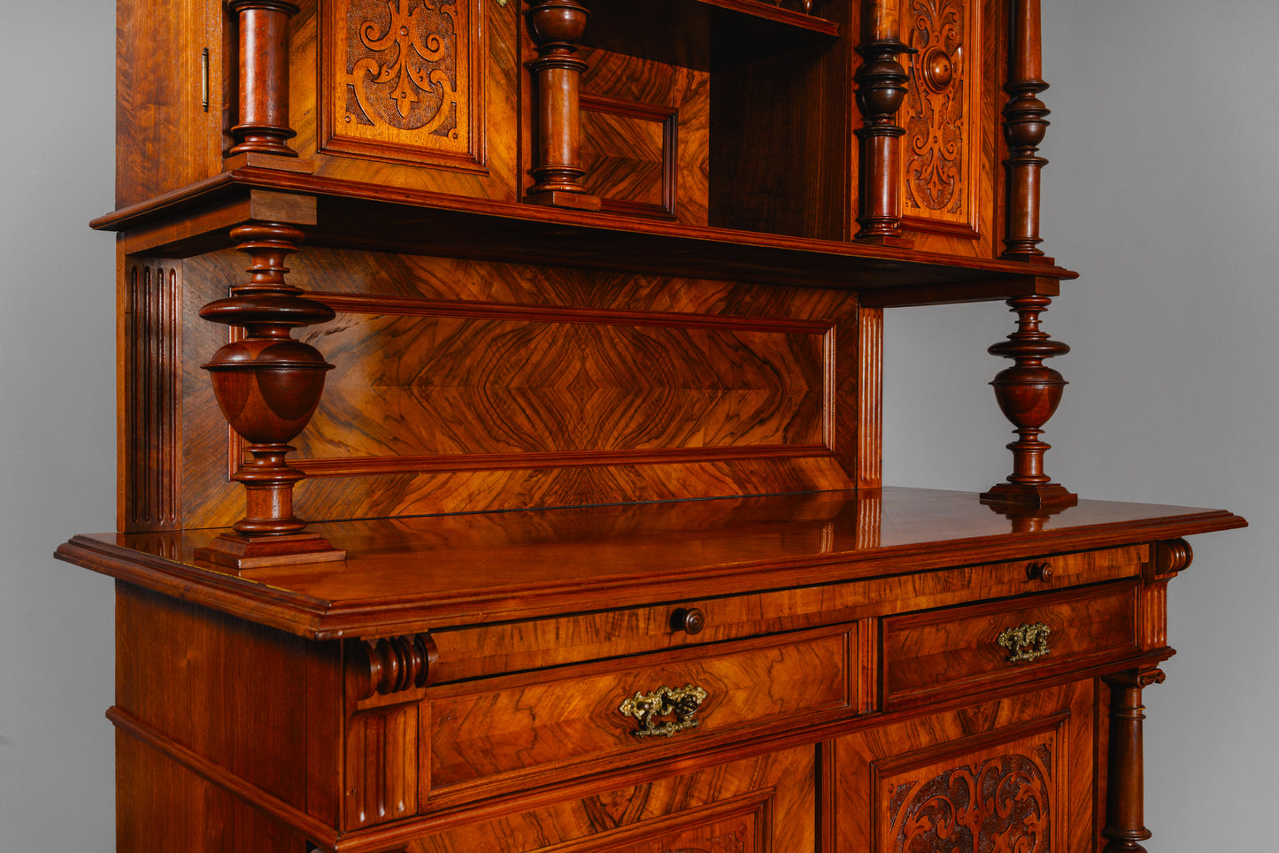 Prunkvolles Gründerzeit Buffetschrank