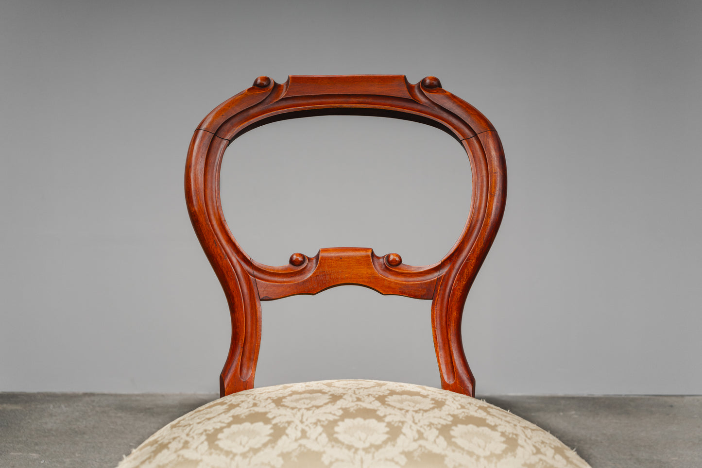 Elegantes 4er Set Stühle im Biedermeier Stil