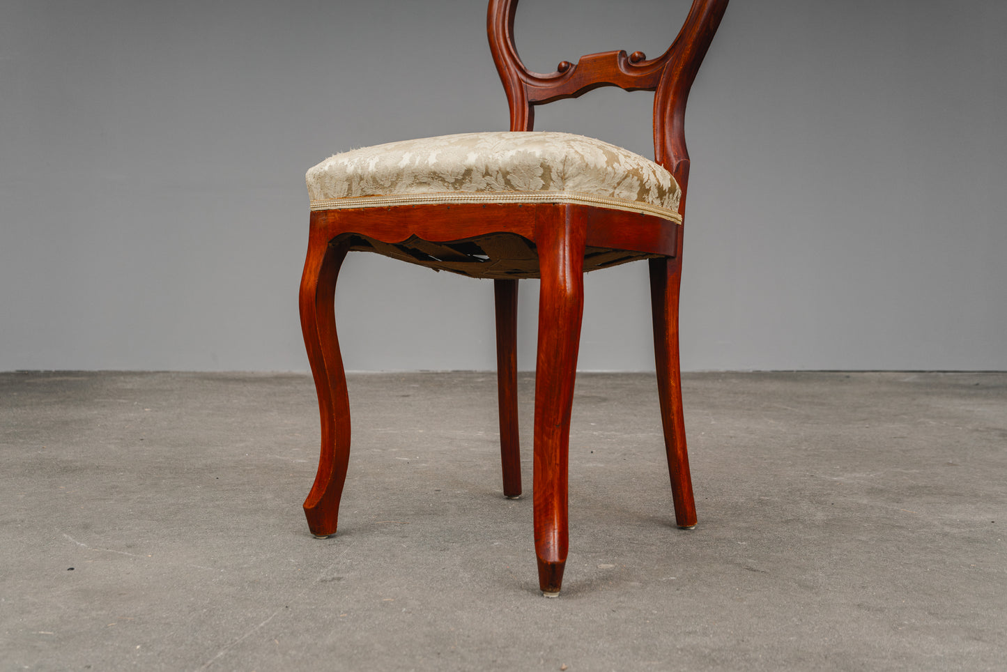 Elegantes 4er Set Stühle im Biedermeier Stil