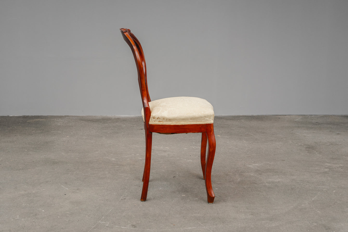 Elegantes 4er Set Stühle im Biedermeier Stil