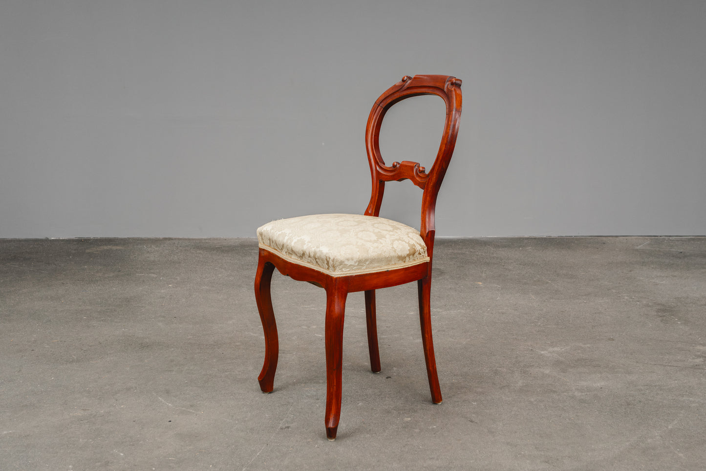 Elegantes 4er Set Stühle im Biedermeier Stil