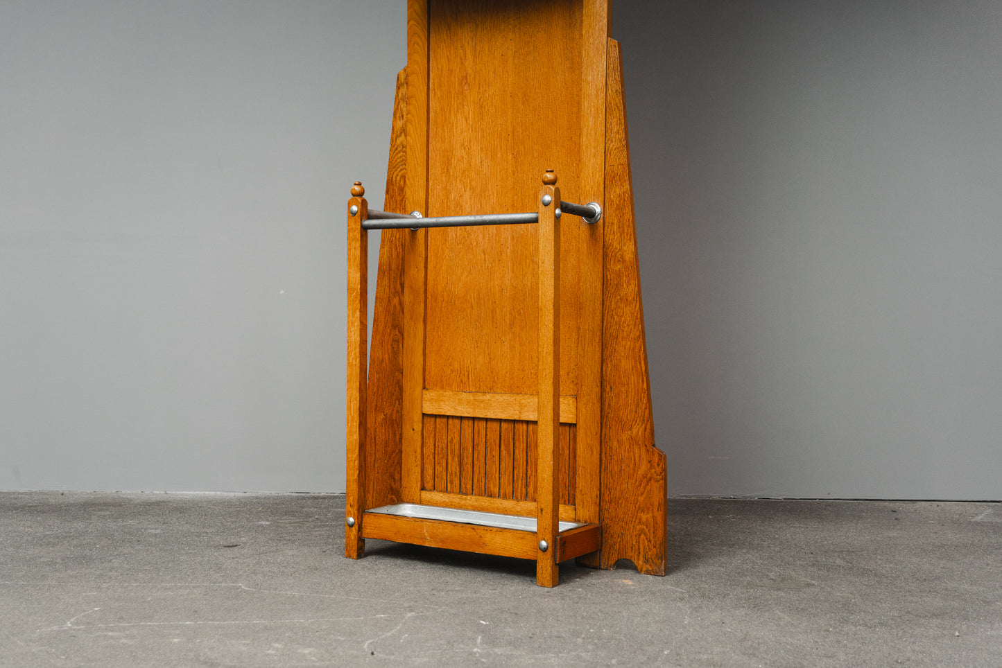 Außergewöhnliche Jugendstil Garderobe