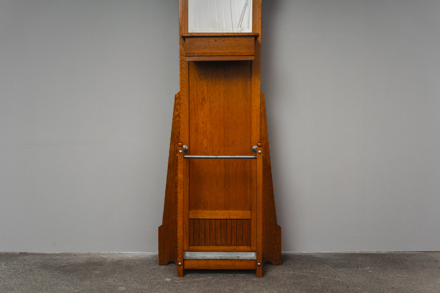 Außergewöhnliche Jugendstil Garderobe