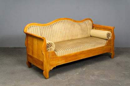 Atemberaubendes Biedermeier Sofa