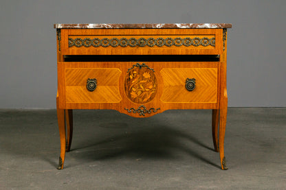 Wunderschöne Kommode im Louis XVI Stil
