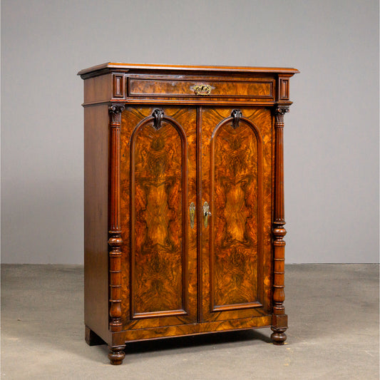 Schönes Gründerzeit Vertiko