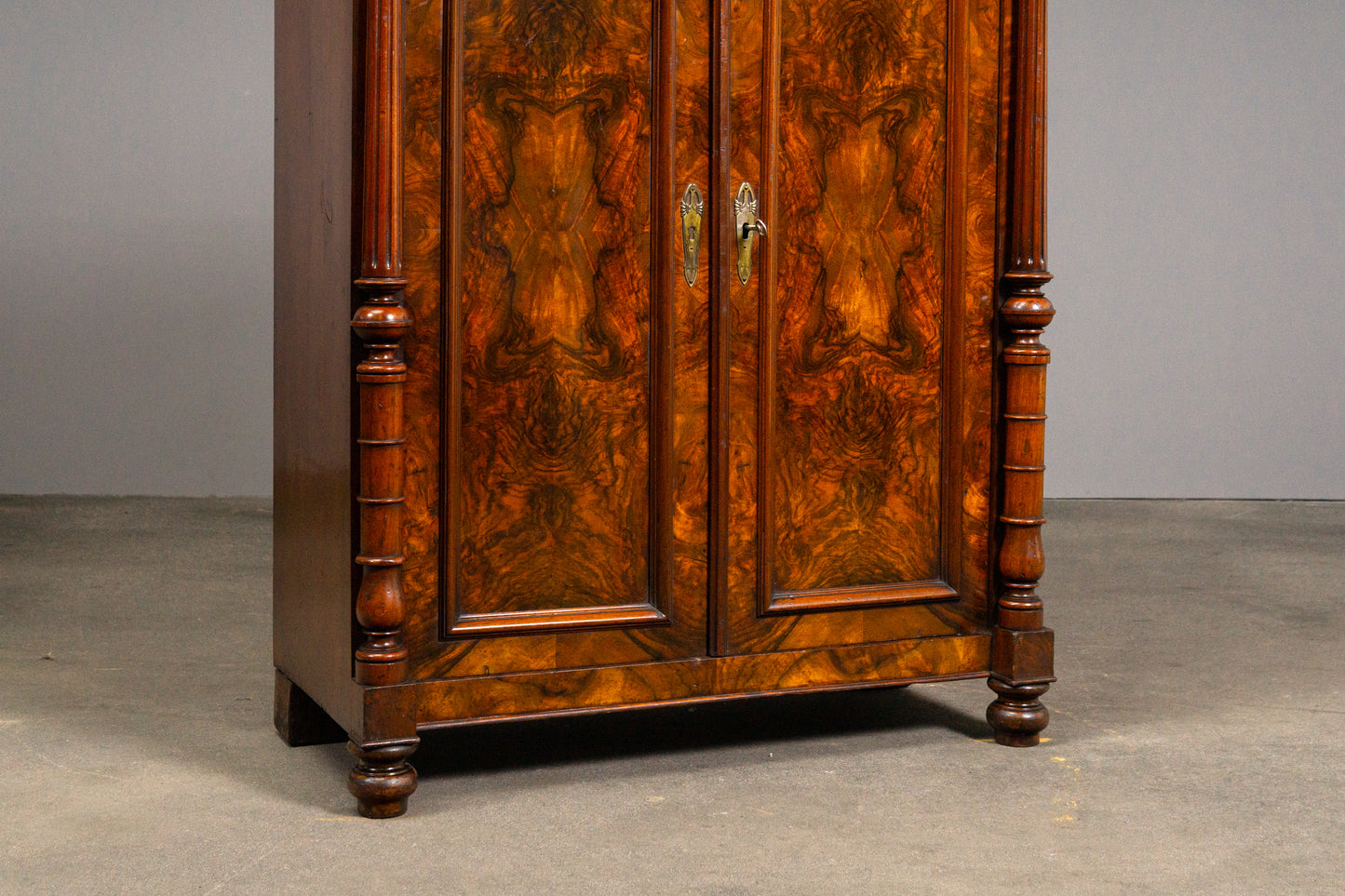 Schönes Gründerzeit Vertiko