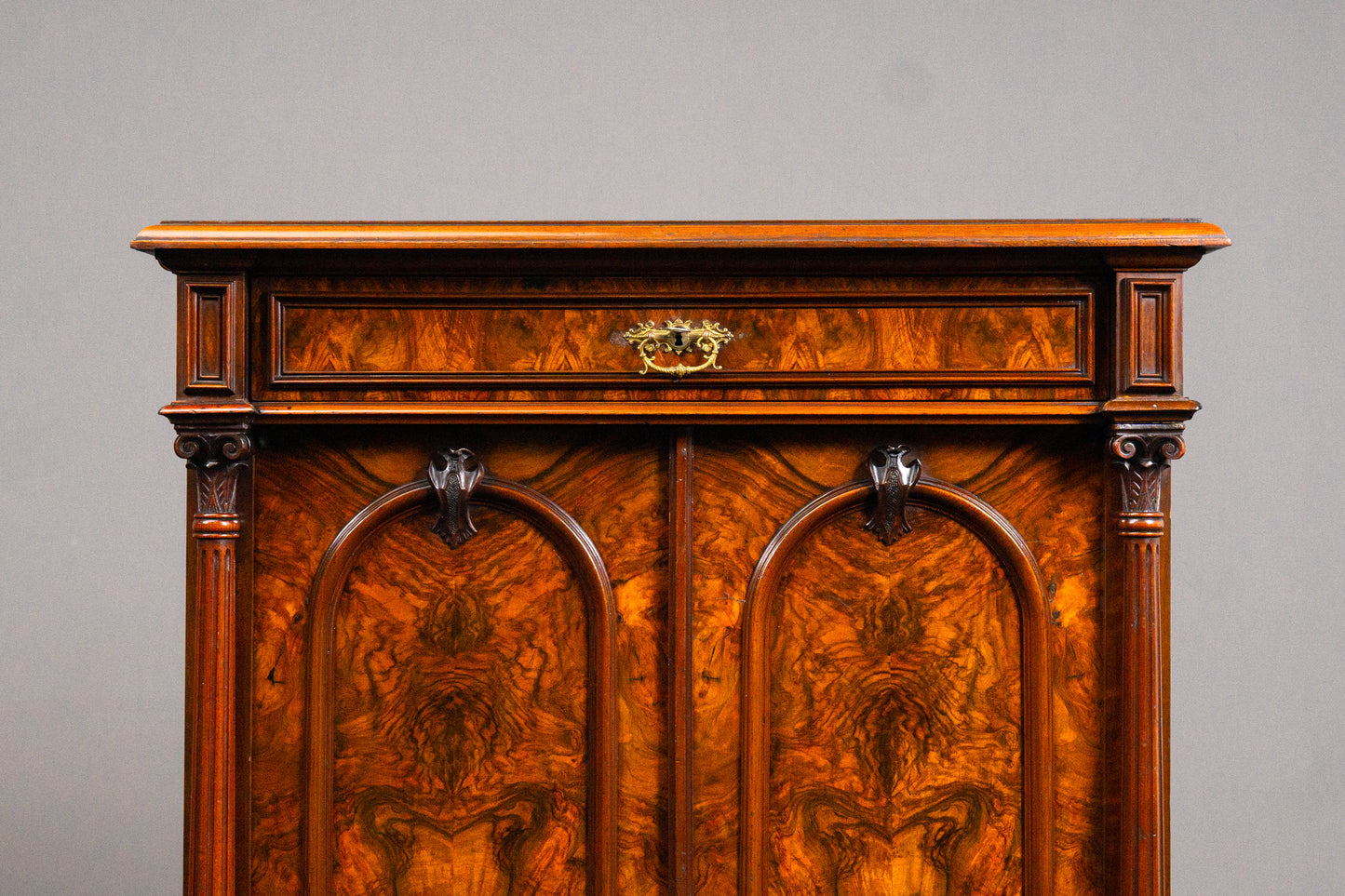 Schönes Gründerzeit Vertiko