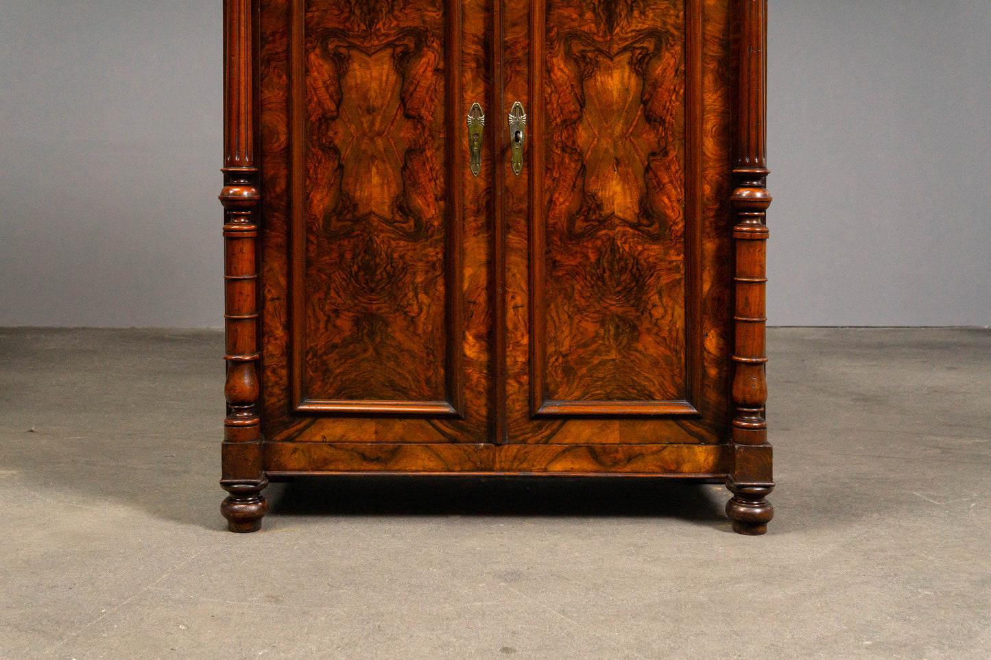 Schönes Gründerzeit Vertiko