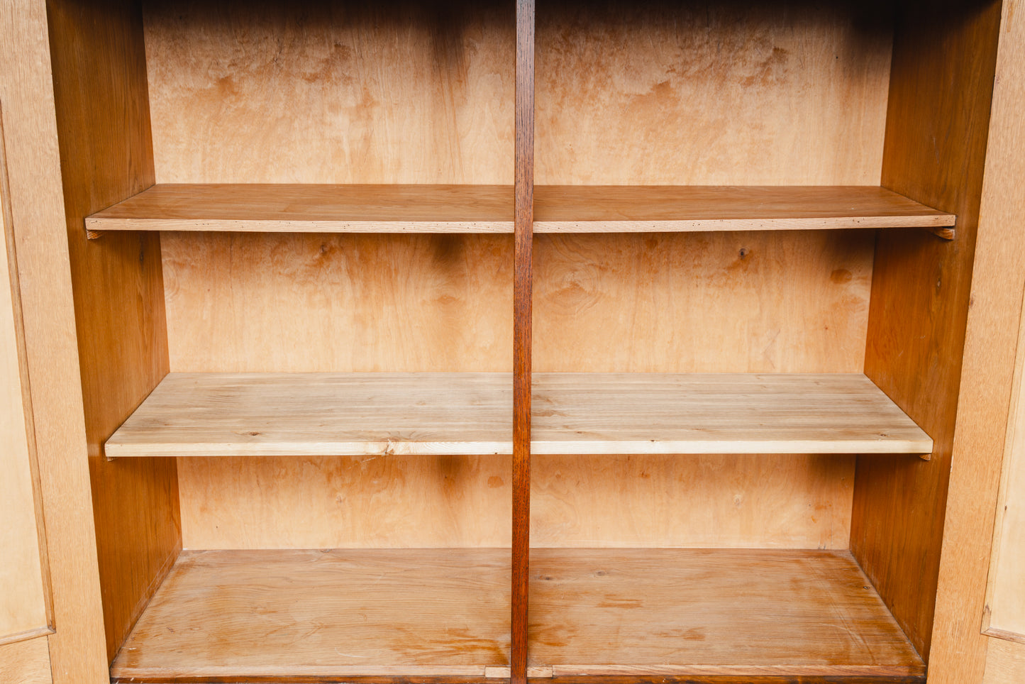 Wunderschöner Jugendstil Wäscheschrank