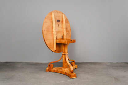 Außergewöhnlicher Biedermeier Tisch