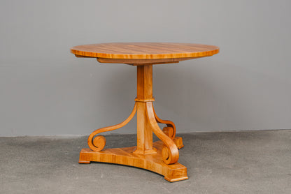 Außergewöhnlicher Biedermeier Tisch